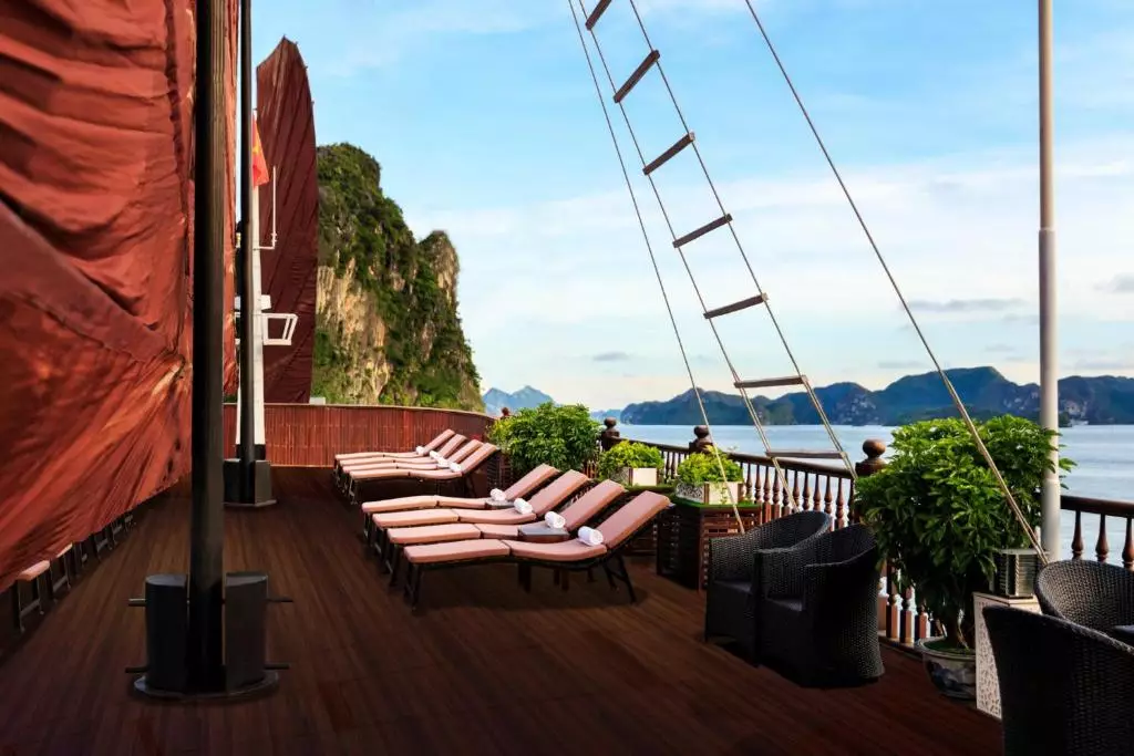 Alice Cruise Halong
